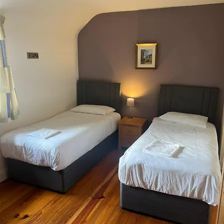 7 Clos Na Feirme Four Bedroom House With Hot Tub Σπίτι διακοπών